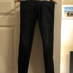 High waisted dark blue jeans
